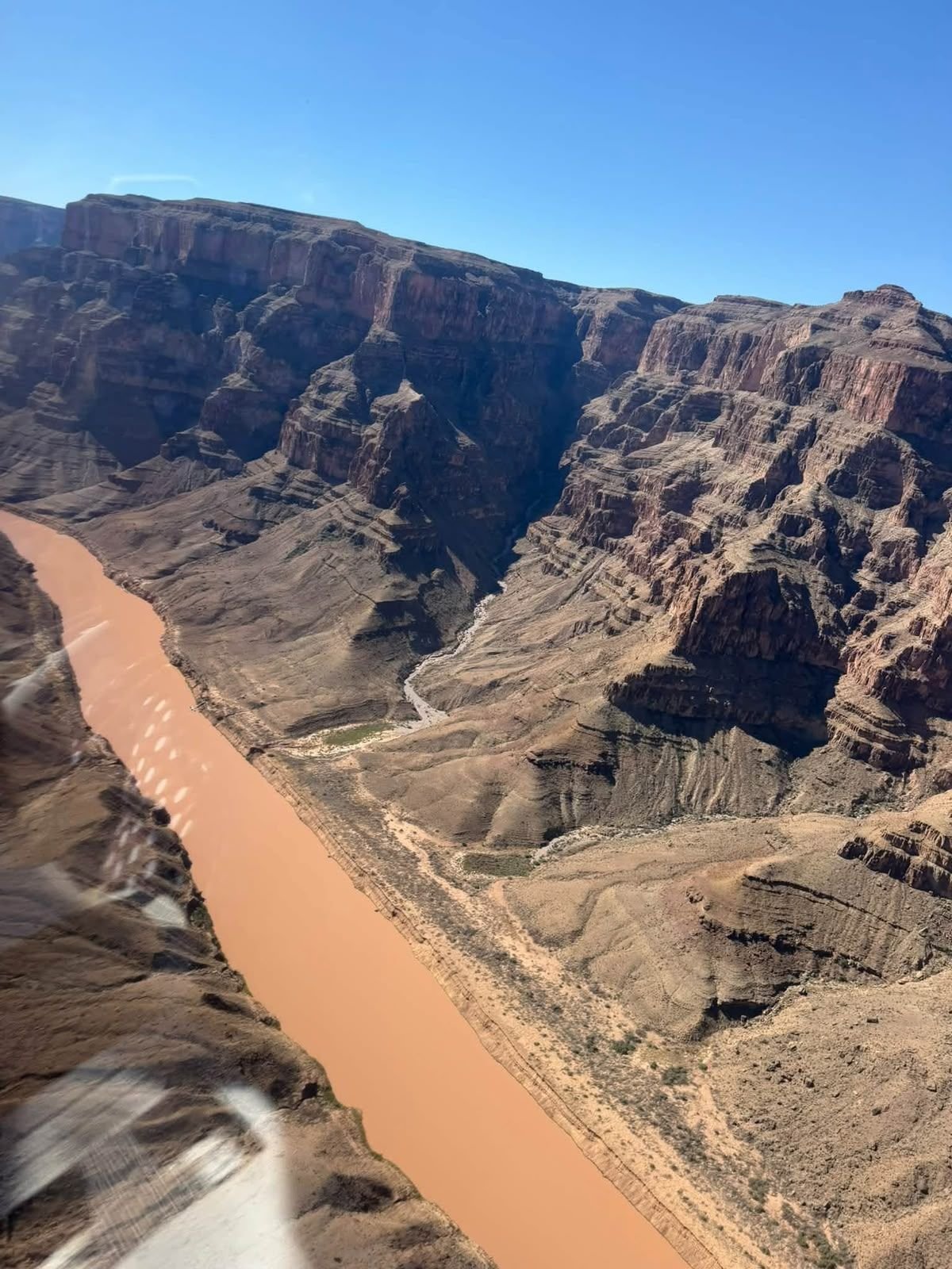 FROM LAS VEGAS TO THE GRAND CANYON
